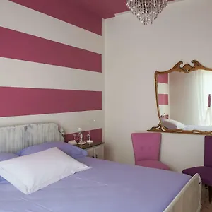 https://celestes-house.it-lombardy.com