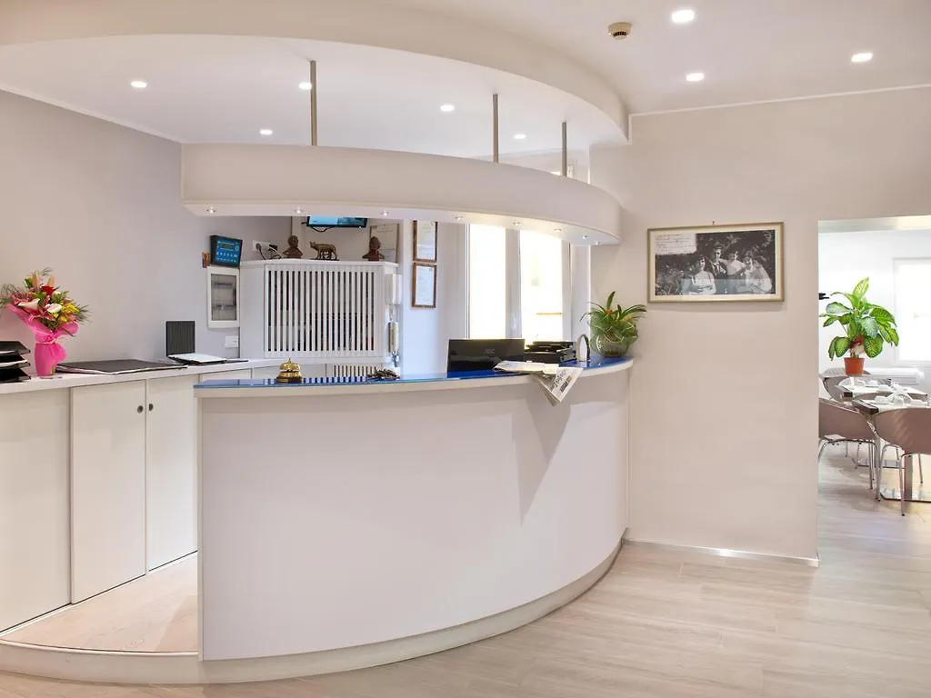 Albergo Marechiaro Rom 2*,