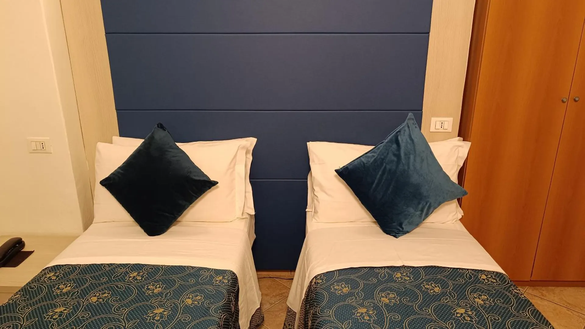 Hotel Albergo Marechiaro Rome